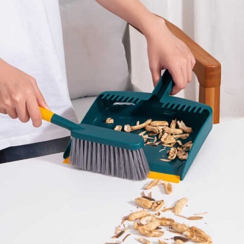 Kitchen & Window Cleaning Brush Kit